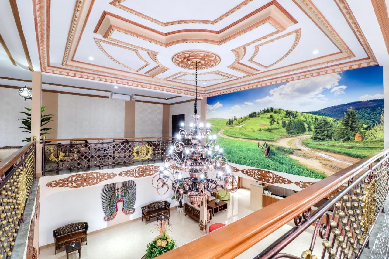 Sartini Inn Jogja Джокякарта Екстериор снимка