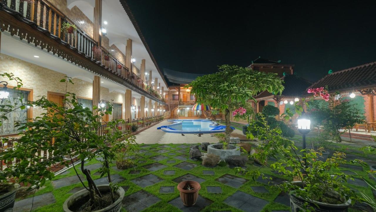 Sartini Inn Jogja Джокякарта Екстериор снимка